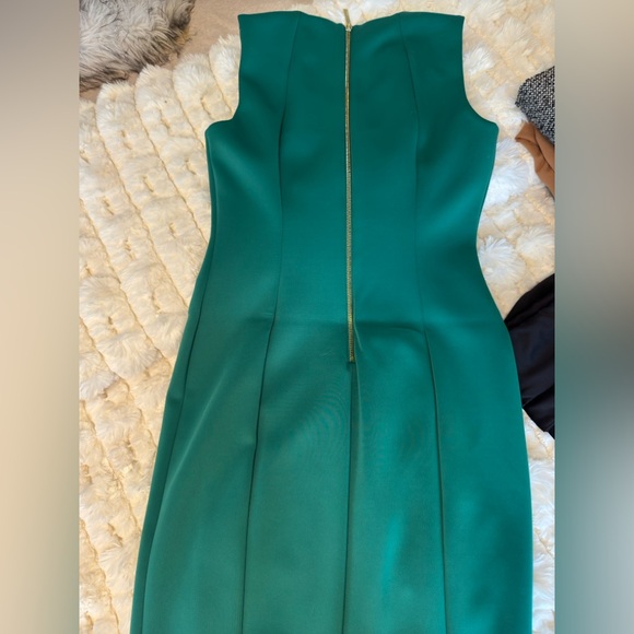 Green Calvin Klein dress - Picture 2 of 2